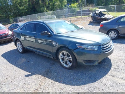 2016 Ford Taurus