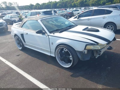 2000 Ford Mustang