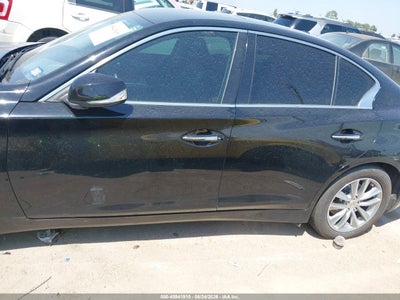 INFINITI Q50