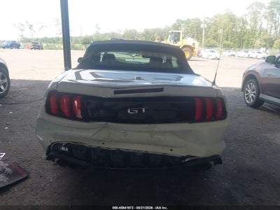 FORD MUSTANG