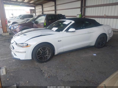 FORD MUSTANG