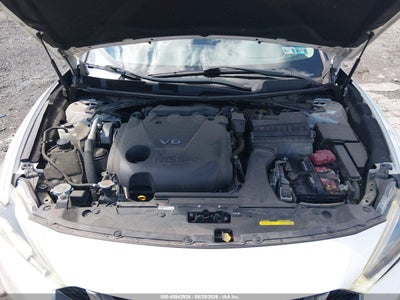 NISSAN MAXIMA