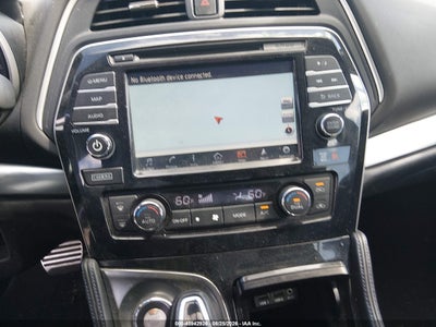 NISSAN MAXIMA