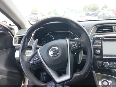 NISSAN MAXIMA