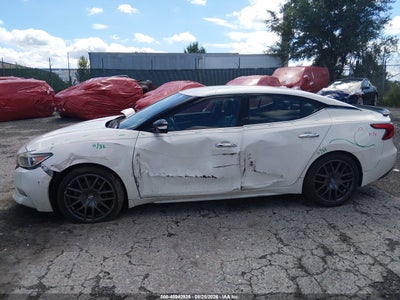 NISSAN MAXIMA
