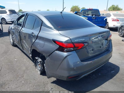 NISSAN VERSA