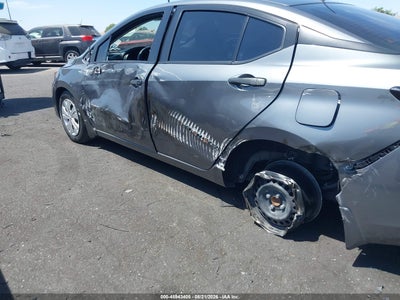 NISSAN VERSA