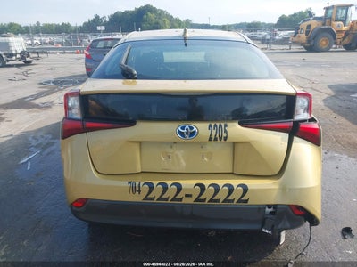 TOYOTA PRIUS