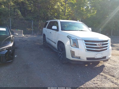 2018 Cadillac Escalade Luxury
