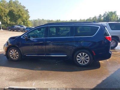 CHRYSLER PACIFICA