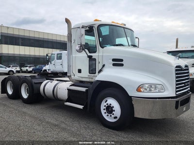 2016 Mack 600