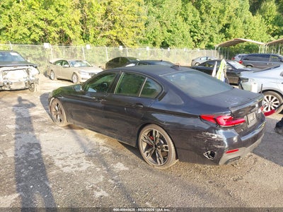 BMW M550