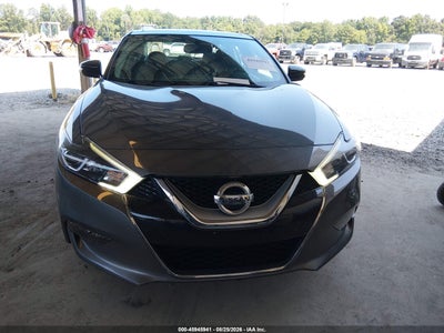 NISSAN MAXIMA