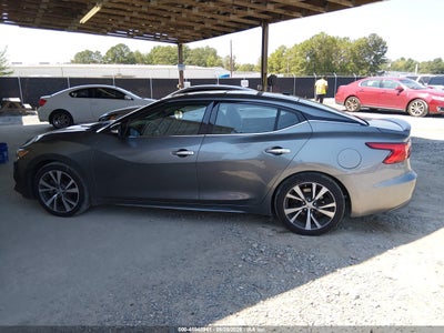 NISSAN MAXIMA
