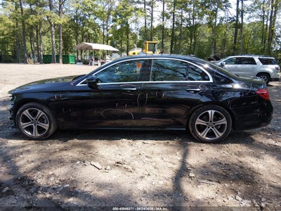 MERCEDES-BENZ E 300