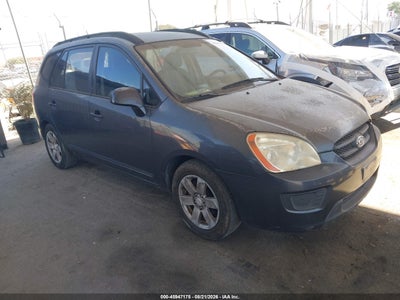2008 Kia Rondo