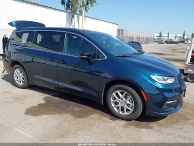 CHRYSLER PACIFICA