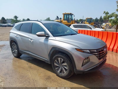 HYUNDAI TUCSON HYBRID