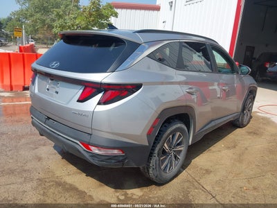HYUNDAI TUCSON HYBRID