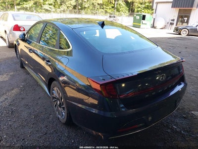 HYUNDAI SONATA HYBRID