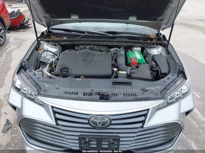 TOYOTA AVALON