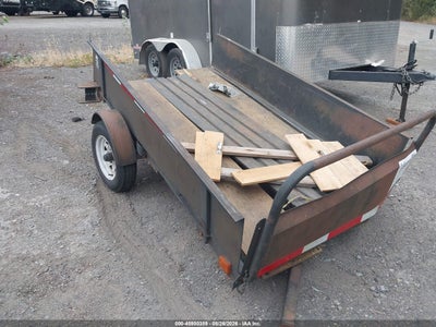 2002 Snowbear Utility Trailer