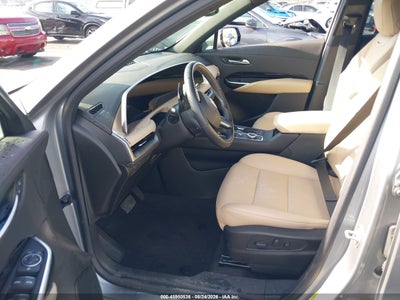 CADILLAC XT4