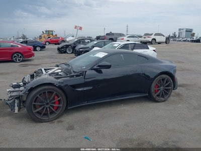ASTON MARTIN VANTAGE