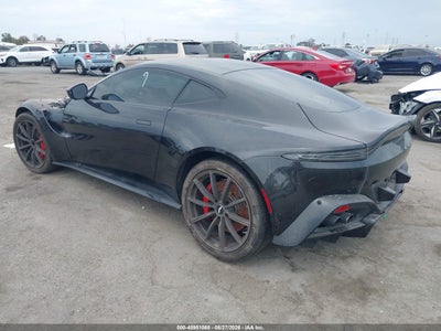 ASTON MARTIN VANTAGE