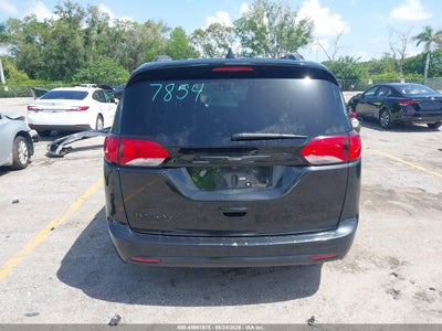 CHRYSLER PACIFICA