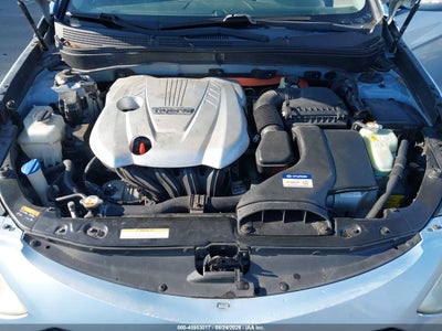HYUNDAI SONATA HYBRID