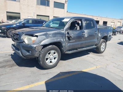 TOYOTA TACOMA