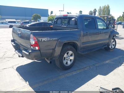 TOYOTA TACOMA