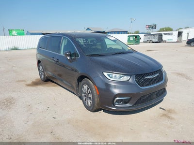 2022 CHRYSLER PACIFICA HYBRID TOURING L