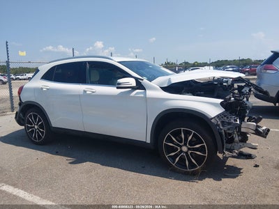 MERCEDES-BENZ GLA 250
