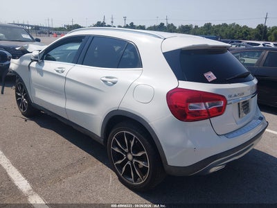 MERCEDES-BENZ GLA 250