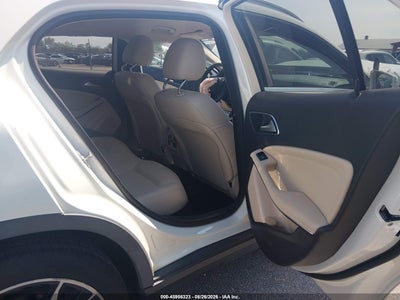MERCEDES-BENZ GLA 250