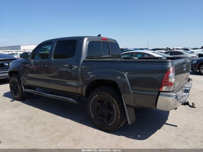 TOYOTA TACOMA