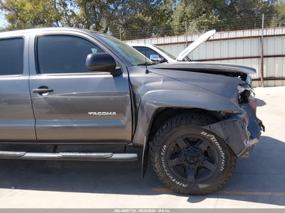 TOYOTA TACOMA