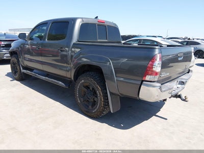 TOYOTA TACOMA
