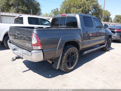 TOYOTA TACOMA