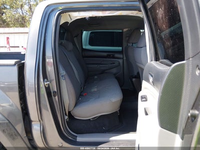 TOYOTA TACOMA