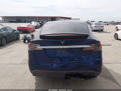 TESLA MODEL X