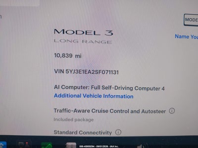 TESLA MODEL 3