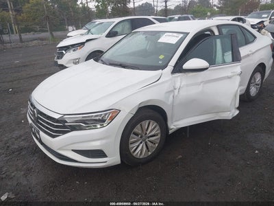 VOLKSWAGEN JETTA