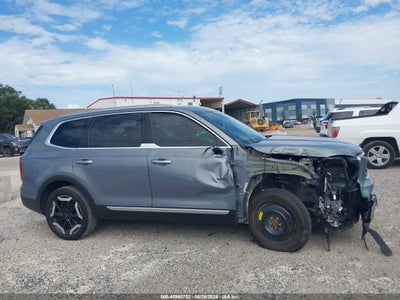 KIA TELLURIDE