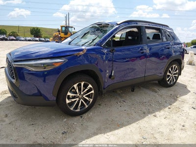 TOYOTA COROLLA CROSS