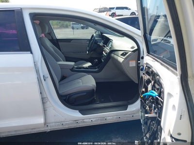 HYUNDAI SONATA PLUG-IN HYBRID