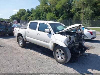 TOYOTA TACOMA
