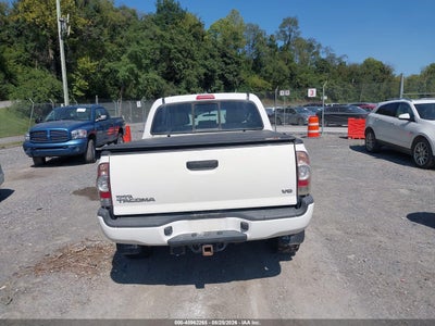 TOYOTA TACOMA